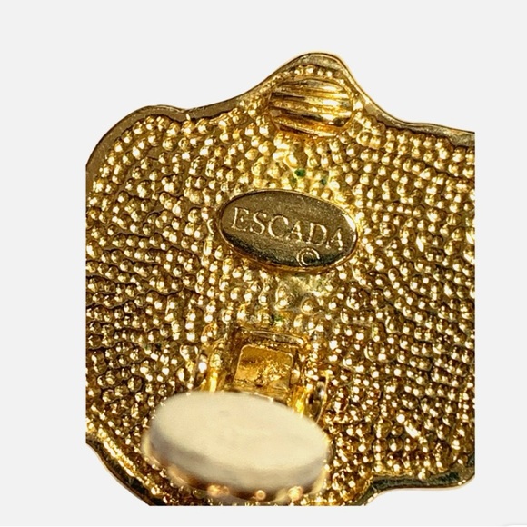 Escada Vintage red enamel poppy clip-on earrings - Picture 8 of 9